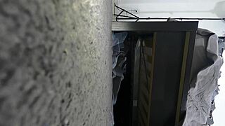 Wow, Annie Archer dominates in steamy shower action!