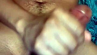 Amateur woman performs rich masturbation on herself until reaching orgasm