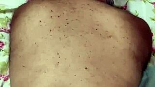 com meu cu laciado e hidratado o ursao pirocudo mete e goza novamente