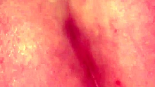 Fucking My New Girlfriend's Shaved Pussy!