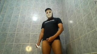 delicious cumshot to relax the day away