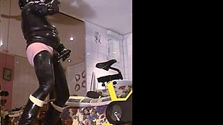 roxina2003 in crazy rubber retro action from 2003 wmv file