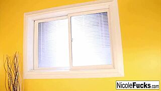 Hot workout hotties Nicole Aniston and Sophia Fiore are playing with each other in the gym 😏💪