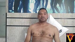 F� receiving her birthday gift the dream of many to fuck with Lenev8?