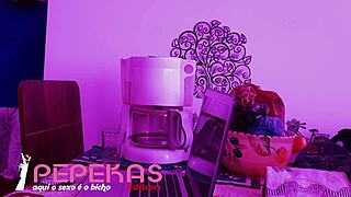 Vivi Guedez Oficial chama técnico para consertar PC, novinho trai esposa e não resiste 😈