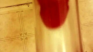 Watch this straight polish german man pump his penis with a tube!