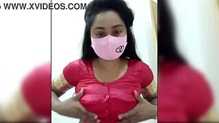 Young Indian girls in group sex video