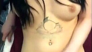 Girlfriend Feels Intense Anal Pleasure