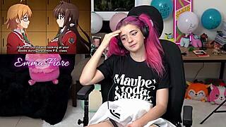 क्यूट युवती एम्मा फिओरे वाइल्ड हेंटाई पॉर्न पर शॉक और गिगल्स से रिएक्ट करती है