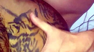 Wow, Kamilly Campos rocks that malandrona style like a pro!