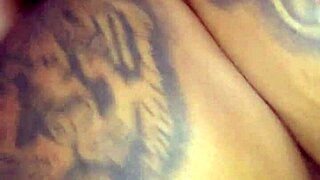 Wow, Kamilly Campos rocks that malandrona style like a pro!