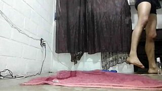 jhozue from guadalajara enjoys a solo gay session