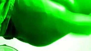 Feeling lonely in quarantine with this big ass leaked.