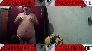 Curvy woman enjoys pussy sucking before dinner, getting wet and cumming on gay friend's face