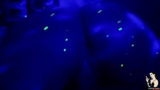 i wake up horny and give my pussy to the neighbor while husband is away