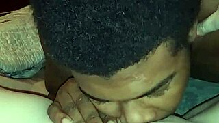 Wild pussy licking action right now!