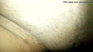 i'm with this flaca de la costa, latina colombian prostitute giving oral to my natural tits