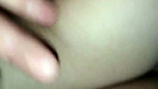 Colombiana se deja follar por el culo