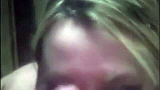 Amateur facial cumshot: A mystery woman's wild ride