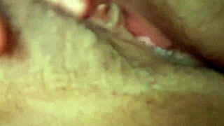 bucetinha peluda feels so wild when i touch myself down there alone