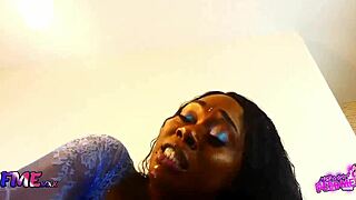 Lesbian ebony throat training is so intense! 😏