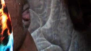 img 1386 mov captures a couple's intimate moment