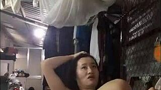 Is this 18-year-old flashing on Bigo live intentionally?