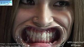 12-4 Public End Fetish Revealed!