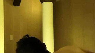 Cogiendo en la primera cita con macho de tinder de tinder me llevo al jacuzzi del motel y me grabe para ti