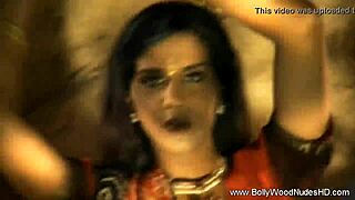 Sensual Indian Godess Dances Exoticaly