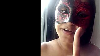 Sri Lankan beauty Ishani sl's sensual webcam show