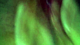 americana babe uses dildo for intense masturbation