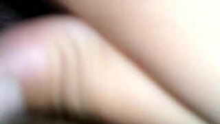 americana babe uses dildo for intense masturbation