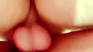 chevauche ma bite gicl� sur le gros cul, couple amateurs brunette pussy