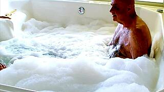 Fun And Sex In Jacuzzi
