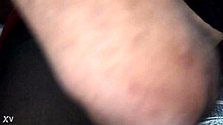 She prepares her nice ass for anal sex in a hotel.