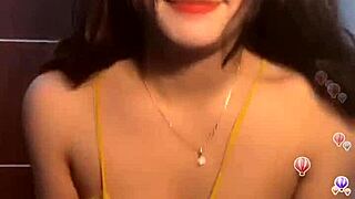 em oi vung tha rang veu to se in a casual setting