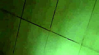 I Am E Trang Nguyen Exposing My Body In Web Chat While Bathing