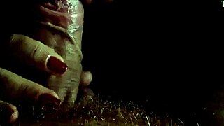 aluna learning to suck with teacher in netflix darkness