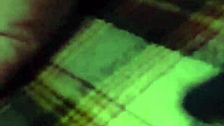 Can BBW ride dildo all the way?