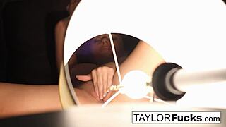 taylor vixen masturbates in hotel room