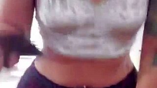 Hey cutie, wanna chat with me on webcam tonight?