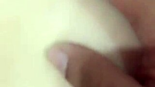 Vợ Chồng Xoạc Nhau