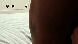 Julia Soto sucks her neighbor 😏