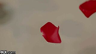 Petite Blonde Shocks Ebony Boyfriend with Steamy Bath Surprise - XEmpire.