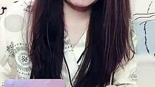 Jin xinh bunny live show full mặt v� l�c n�i chuyện