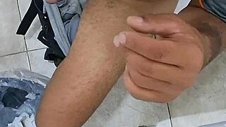 hey diogo, show us how you stroke that brazilian cock solo