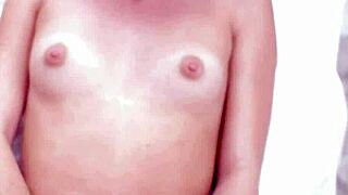 Blonde Hottie Gets Relaxing Massage