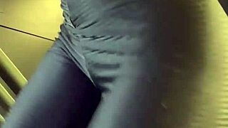 fitness babe rosa vermelha shows off in public?