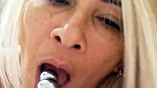 Playing with ball vibrator in pussy 😈